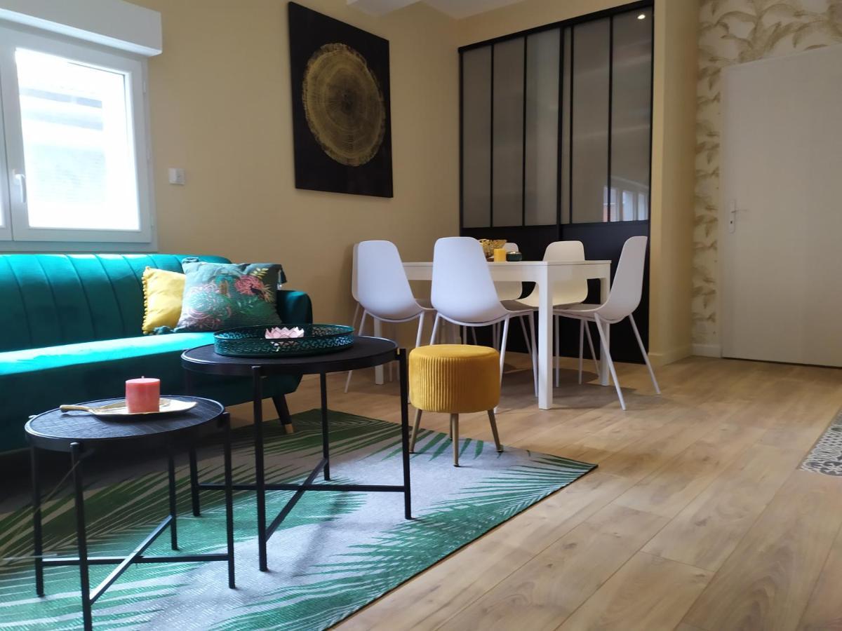 Les Loges De Montauban Apartamento Exterior foto